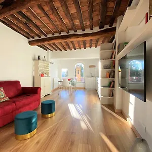 Appartamento Casa Ilaria - Luminoso Con Vista Nel Centro Storico, Siena